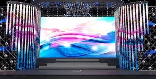 Màn hình hiển thị Led cong quảng cáo trong nhà di động P3.91 900cd 43 quét