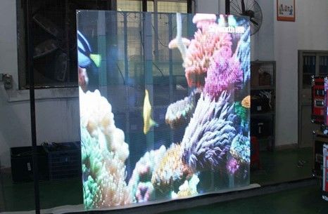 Màn hình cửa sổ Led có độ trong suốt cao 5,6mm 11 Quét 63775dots / M2