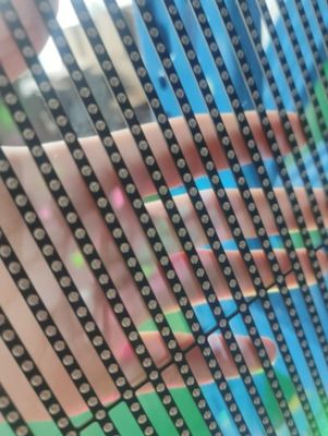 1000 X 500mm kính trong suốt màn hình quảng cáo LED 32873 pixel ODM FCC