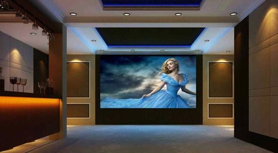 Góc nhìn rộng 140° 800cd/㎡ Màn hình LED cao độ mịn cho điện áp đầu vào AC220V