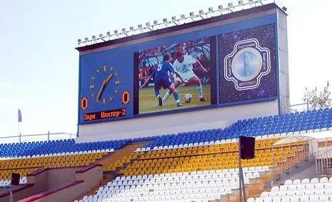 Tường video LED ngoài trời tùy chỉnh 1R1G1B Màn hình LED 3 trong 1 P4mm