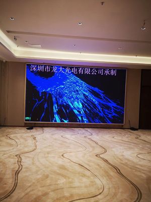 Digital Signage Wall 3840Hz P4 Led Video Wall Quảng cáo 320 * 160mm