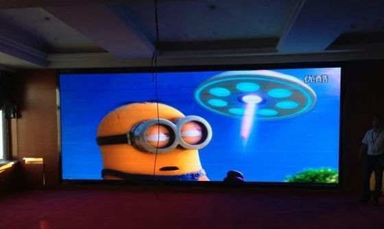 Màn hình LED cho thuê trong nhà màu đầy đủ 900cd P3.91 Tường ma trận LED CCC 65410 Pixels