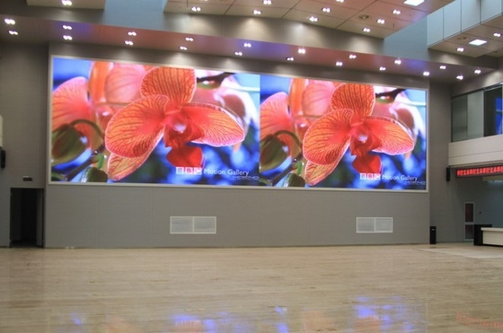 Màn hình LED Longda trong nhà Tủ treo tường video bền 320 × 160mm 3840hz