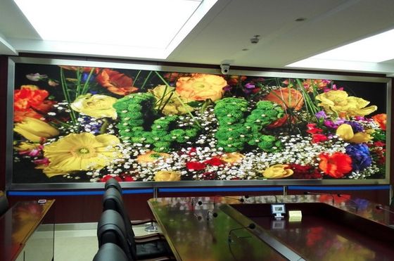 Tấm tường video màn hình LED đầy đủ màu trong nhà Longda 1R1G1B 281 nghìn tỷ