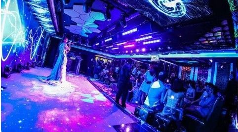 Tiết kiệm năng lượng Concert Light Up Led Dance Floor Panel Novastar 14bits