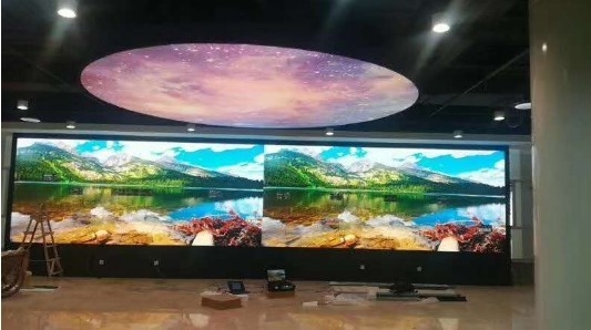 Bảng hiển thị Led đầy đủ màu trong nhà 320 * 160mm 1920hz đến 3840hz