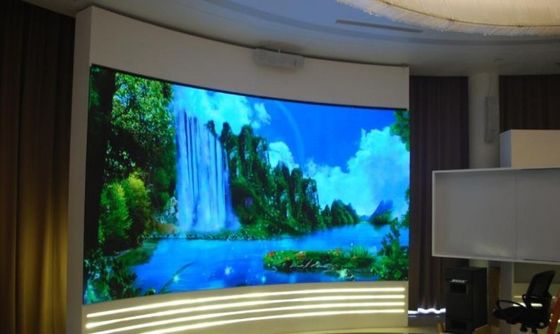 Màn hình LED cong linh hoạt LED 3840Hz, bảng điều khiển video P2