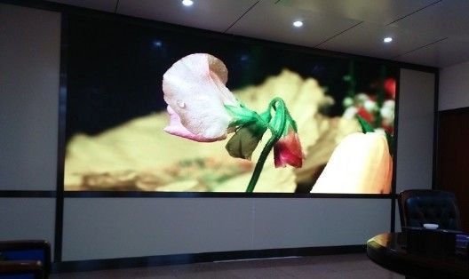 Nội thất P2. 5 màn hình hiển thị LED pitch Pixel nhỏ độ nét cao 3840hz cho văn phòng công ty