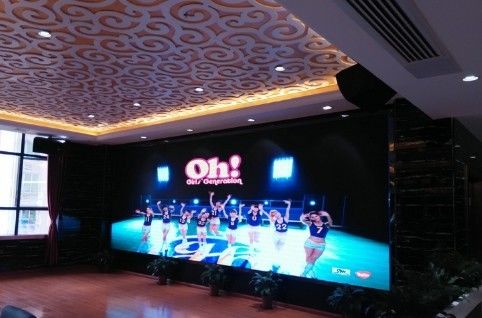 Nội thất P2. 5 màn hình hiển thị LED pitch Pixel nhỏ độ nét cao 3840hz cho văn phòng công ty