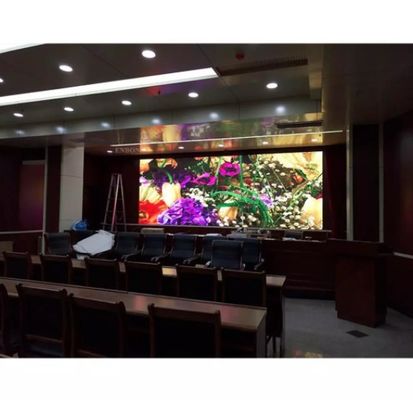 Trung tâm mua sắm Màn hình LED Pixel nhỏ Treo tường 300W / M2 32 X 16 ROHS CCC