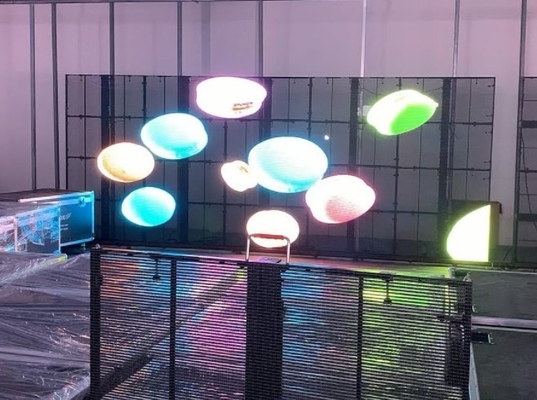 Màn hình quảng cáo màn hình LED thủy tinh trong suốt 100 X 50cm 32873 pixel ODM FCC