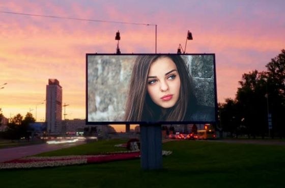 Phía ngoài LED Video Walls P3.91 Cho quảng cáo Bảng quảng cáo kỹ thuật số 500 * 1000mm Series Outdoor