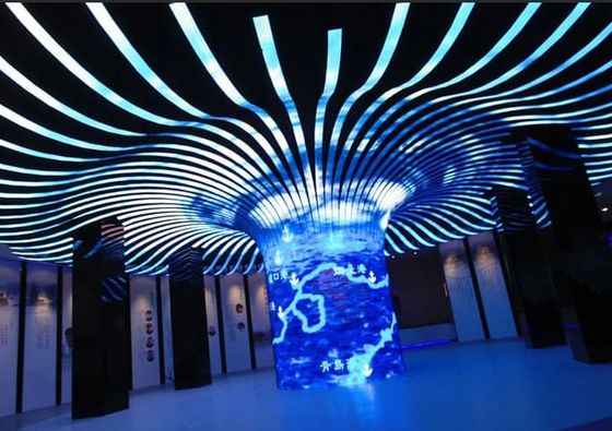 Màn hình LED cong P3.91mm trong nhà ngoài trời Chống nước Độ sáng cao IP65